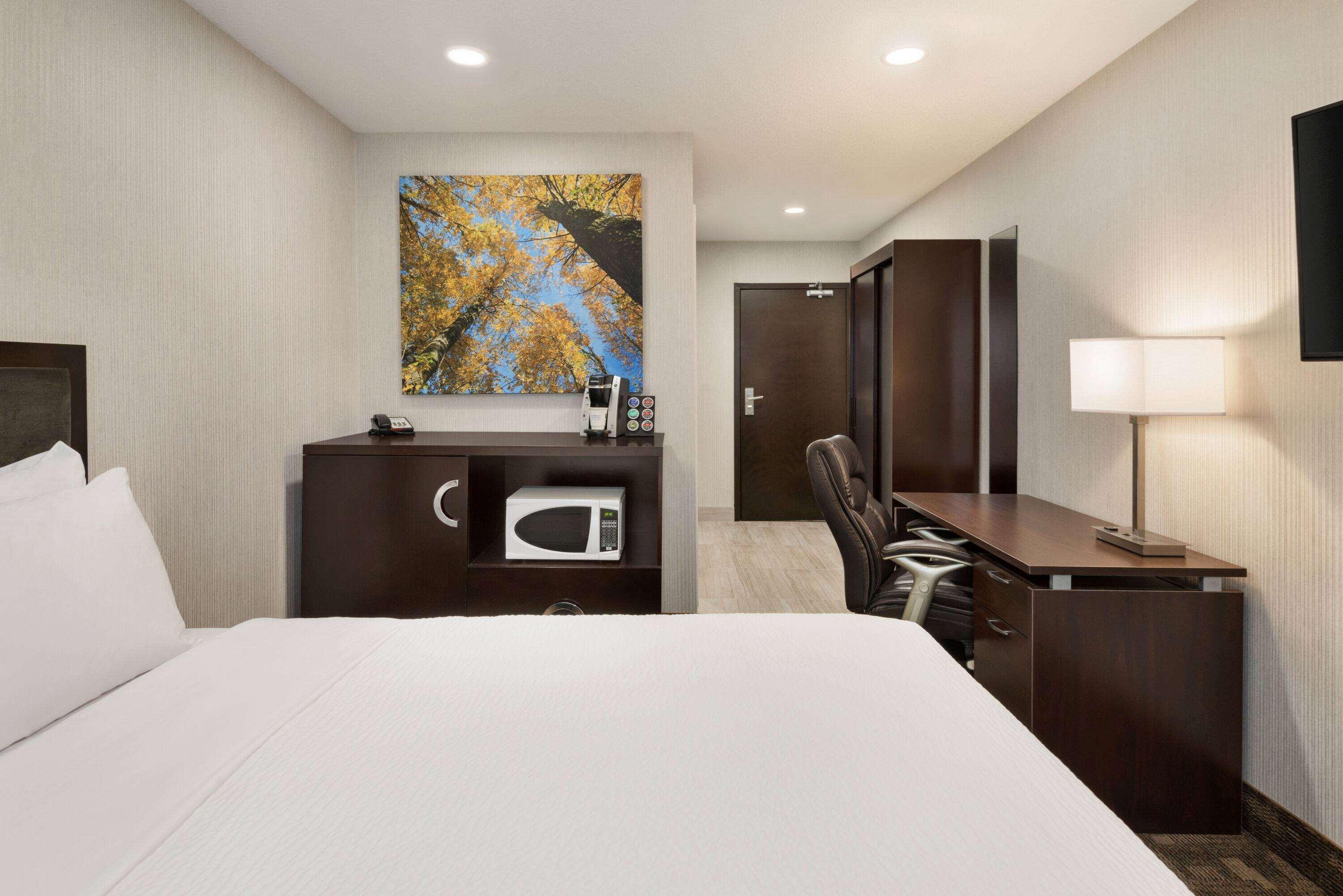 Days Inn By Wyndham Wainwright Exteriör bild